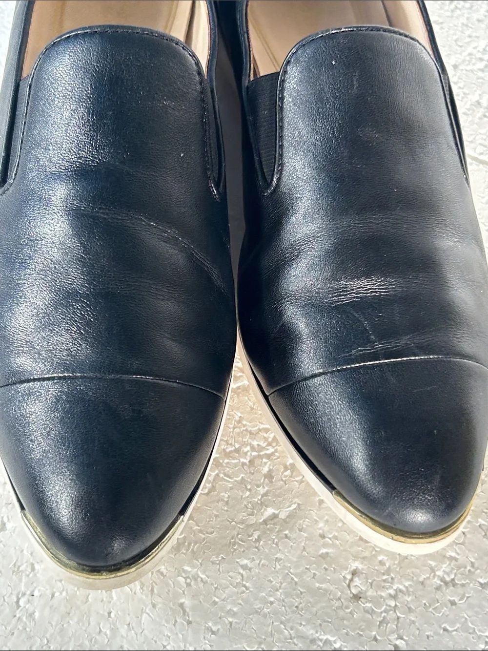 Cole Haan SZ 9 Black Leather Slip On Preppy Old $ Minimalist Comfort Timeless